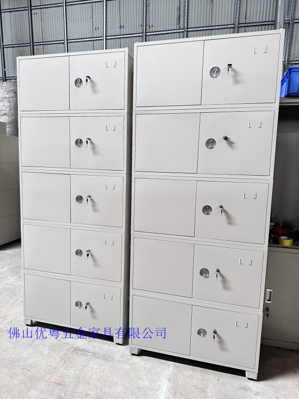 广东学生教室多门柜学校资料柜定做寄存员工手机柜厂家